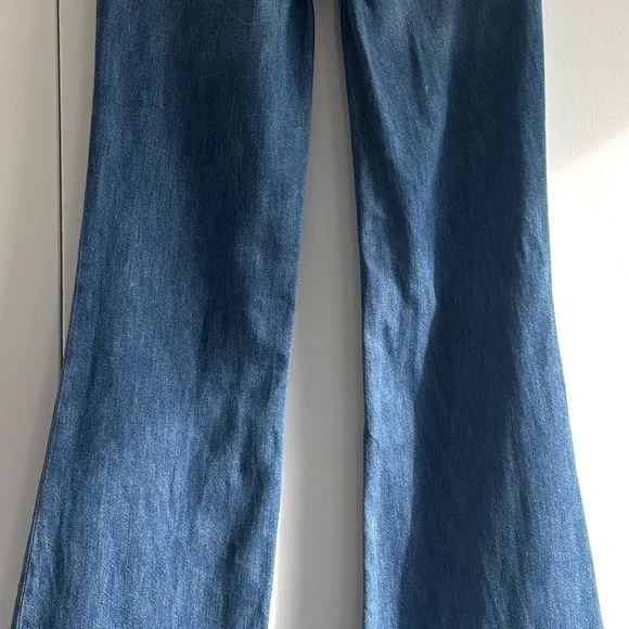 We The Free Free People Distressed Flare Jeans Size 24 - Picture 10 of 14